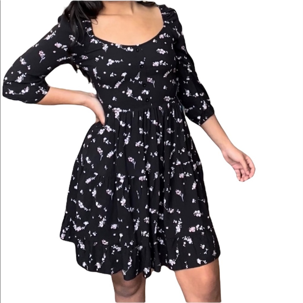 NWOT! Rue 21 Black and Floral Print Dress w/Quarter Sleeves